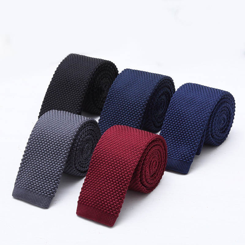 Men Formal Wear Blue - ربطات عنق محبوكة سوداء وبيضاء صلبة