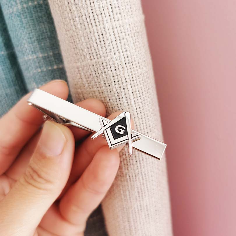 Tie Bar Clip - مشبك ربطة عنق معدني للرجال بتصميم