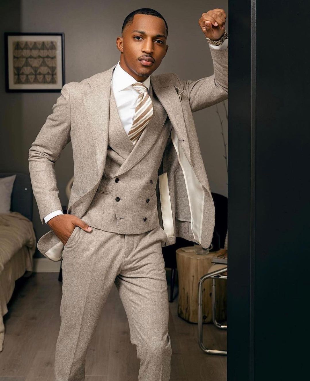 الكلاسيكية الرجال الدعاوى الرس - مراجعة Men'S Formal Wear Waistcoat وسعره