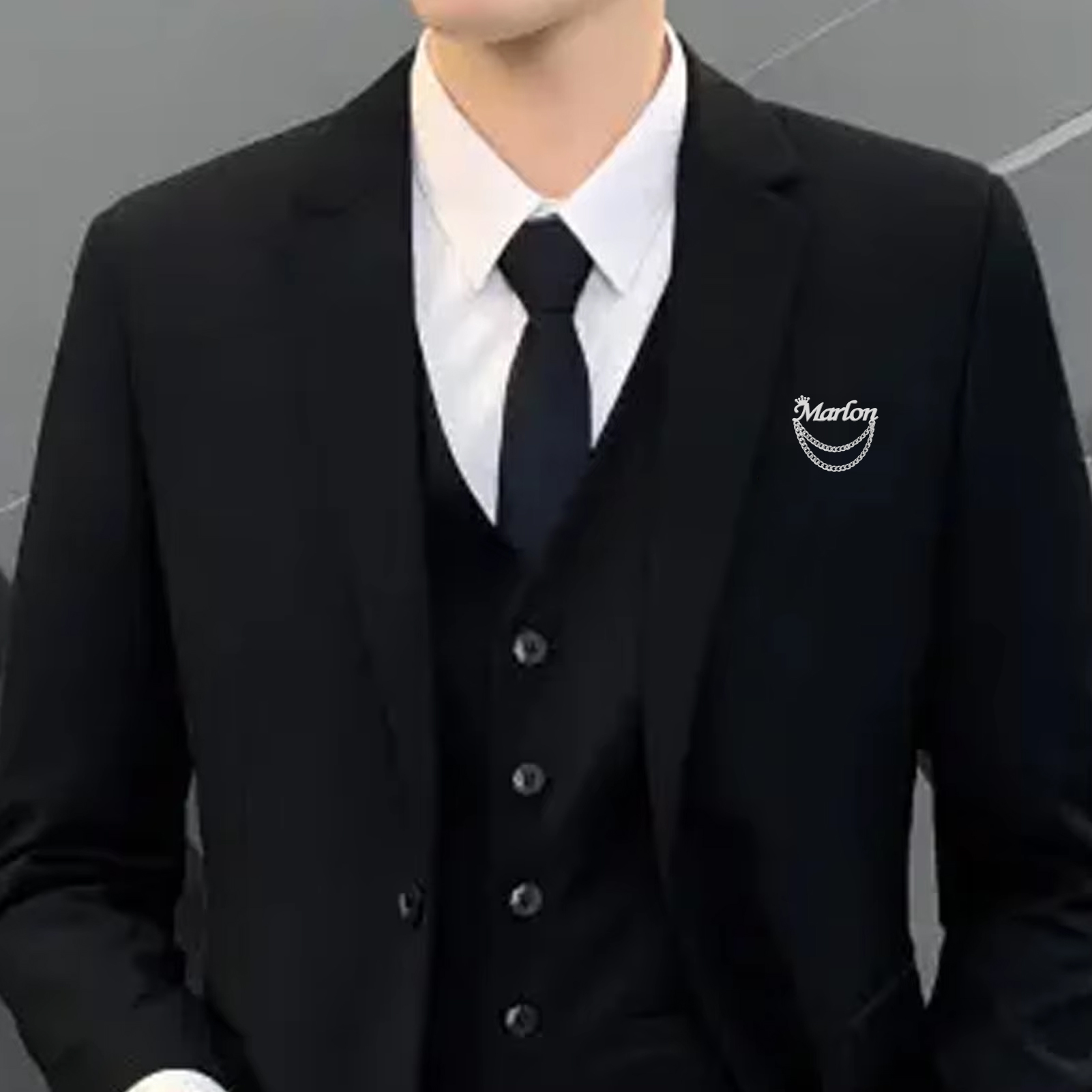 شخصية اسم بروش تخصيص تاج دبابي - مراجعة Tuxedo Lapel Pin وسعره