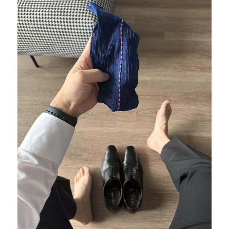 جوارب رجالية رسمية زرقاء وسودا - مراجعة Men Formal Wear Blue وسعره
